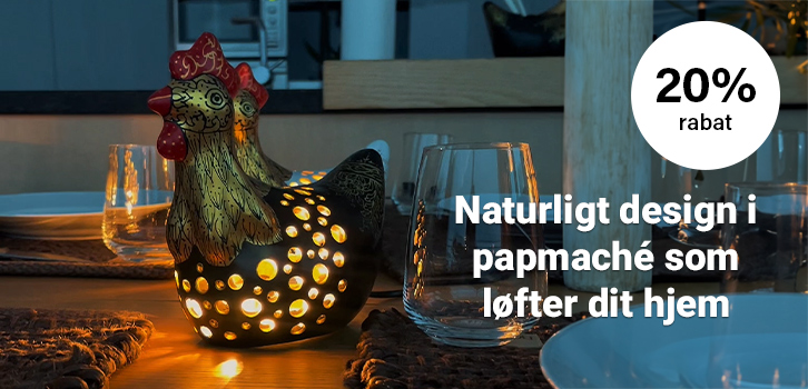 Indret med håndlavede papmachéfigurer!
