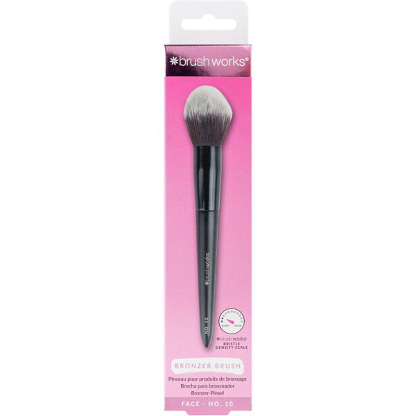 Brushworks No. 10 Bronzer Brush (Billede 1 af 8)