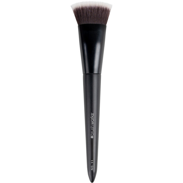 Brushworks No. 11 Flat Top Contour Brush (Billede 3 af 8)