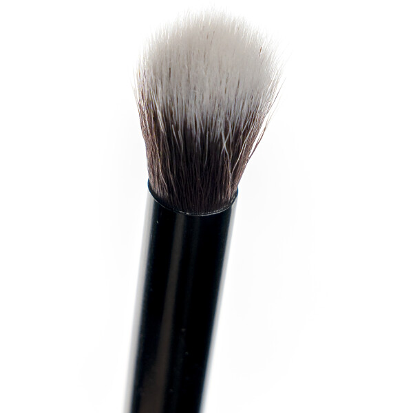 Brushworks No. 14 Fluffy Blending Eye Brush (Billede 4 af 6)