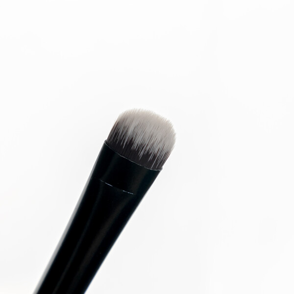 Brushworks No. 17 Carving Brush (Billede 4 af 7)