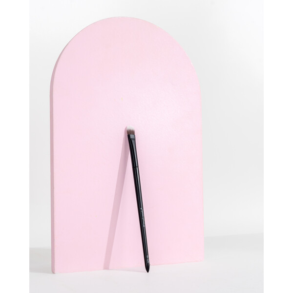 Brushworks No. 18 Flat Eye Brush (Billede 6 af 9)