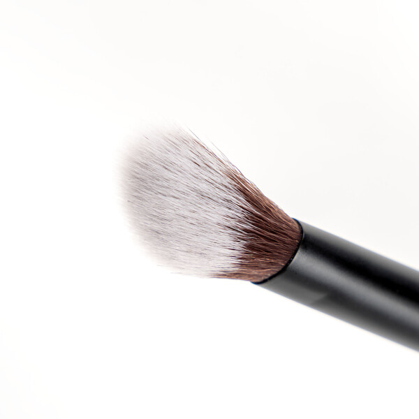 Brushworks No. 25 Brightening Concealer Brush (Billede 4 af 6)