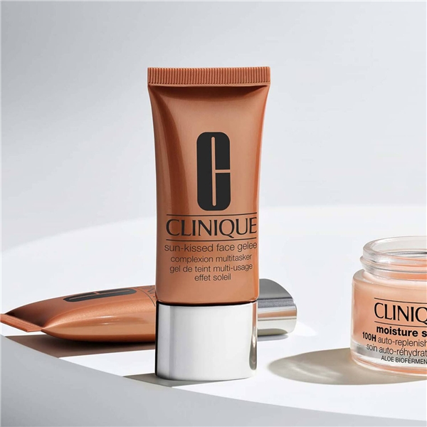 Sun Kissed Face Gelee Complexion Multitasker (Billede 3 af 3)