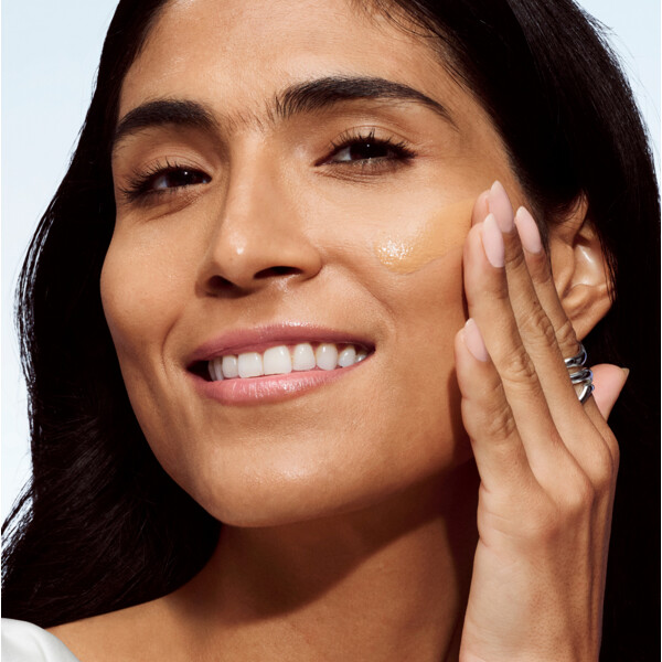 Even Better Clinical Vitamin Makeup (Billede 4 af 10)