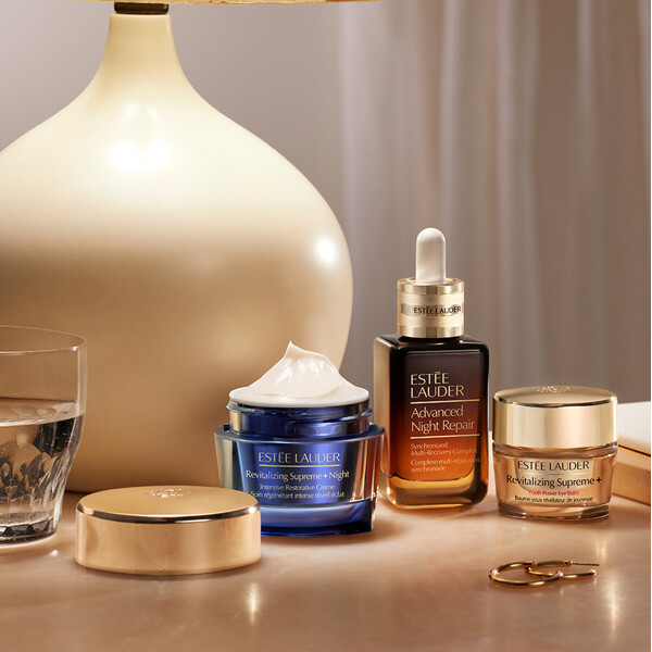 Revitalizing Supreme+ Night Crème (Billede 6 af 8)