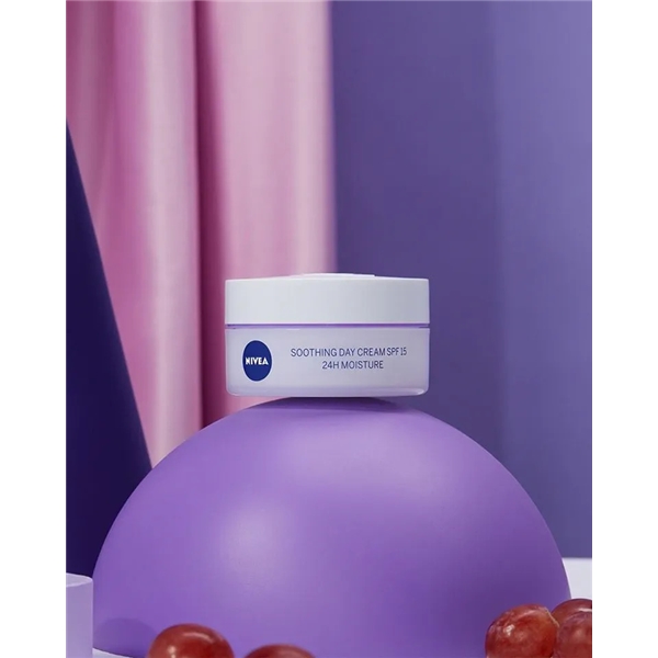 Nivea Soothing Day Cream - Sensitive Skin (Billede 6 af 6)