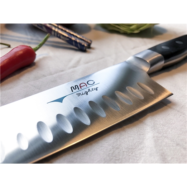 MAC Kokkekniv med Takket Knivsæg (Billede 3 af 4)