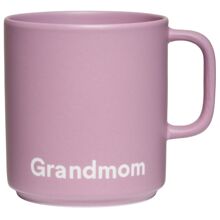 Grandmom / Lavender - Design Letters Favoritkop med Hank
