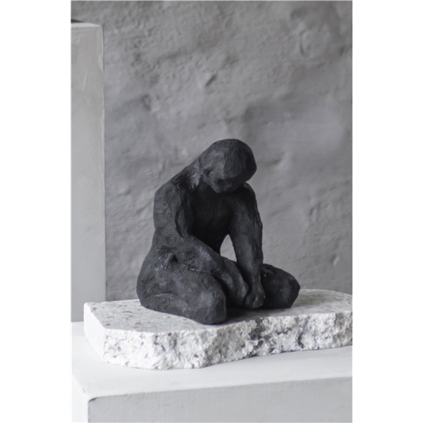 ART PIECE Mediterende Mand 15 cm (Billede 3 af 6)