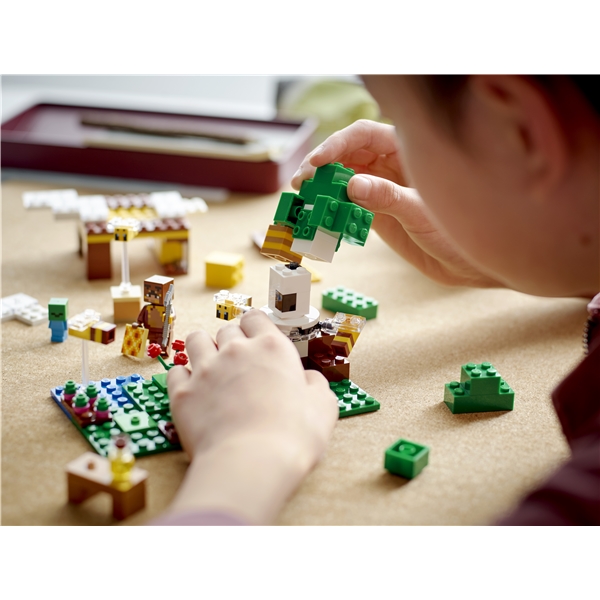 21241 LEGO Minecraft Bihytten (Billede 6 af 6)