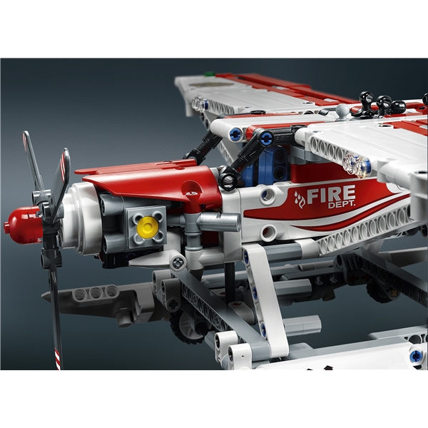 42040 Brandslukningsfly LEGO Technic (Billede 5 af 7)