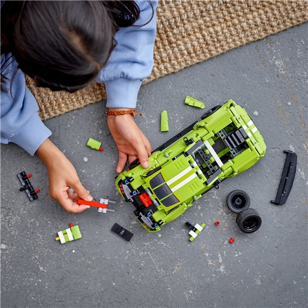 42138 LEGO Technic Ford Mustang Shelby GT500 (Billede 6 af 8)