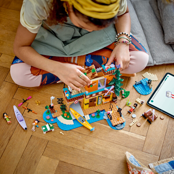 42626 LEGO Friends Eventyrlejr Vandsport (Billede 4 af 6)