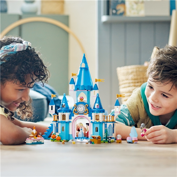 43206 LEGO Disney Askepot & Prinsens Slot (Billede 6 af 7)