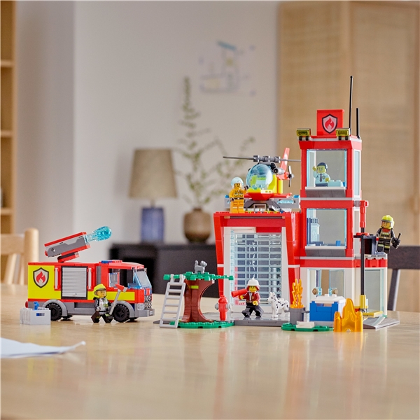60320 LEGO City Fire Brandstation (Billede 5 af 6)