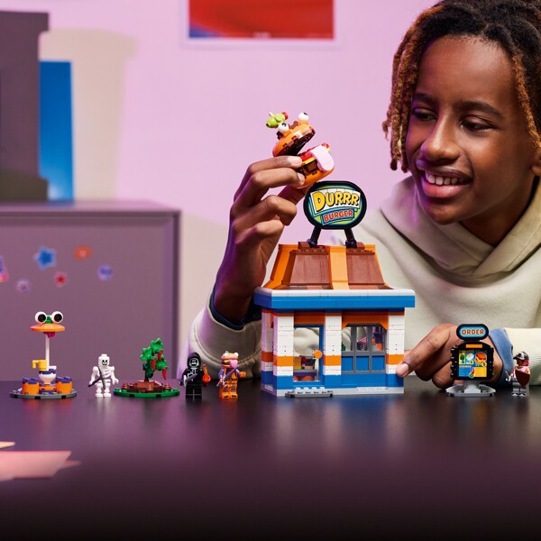 77076 LEGO Fortnite Durrr Burgers Restaurant (Billede 5 af 6)