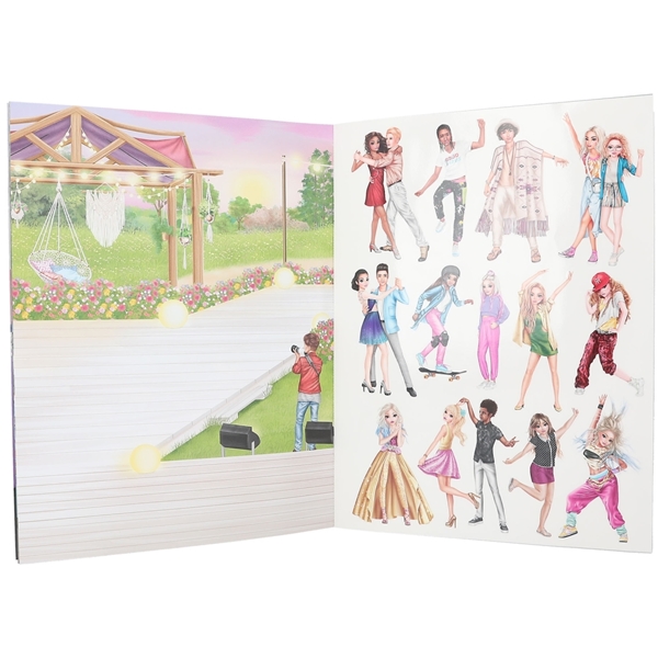 TOPModel Stickerworld

TOPModel Stickerworld (Billede 3 af 4)